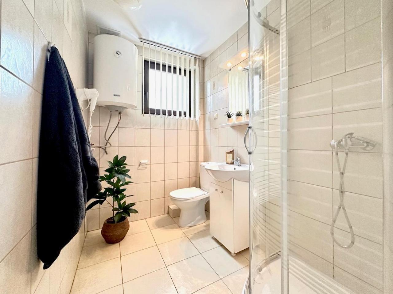 Ponikiew Resort Wadowice Ngoại thất bức ảnh