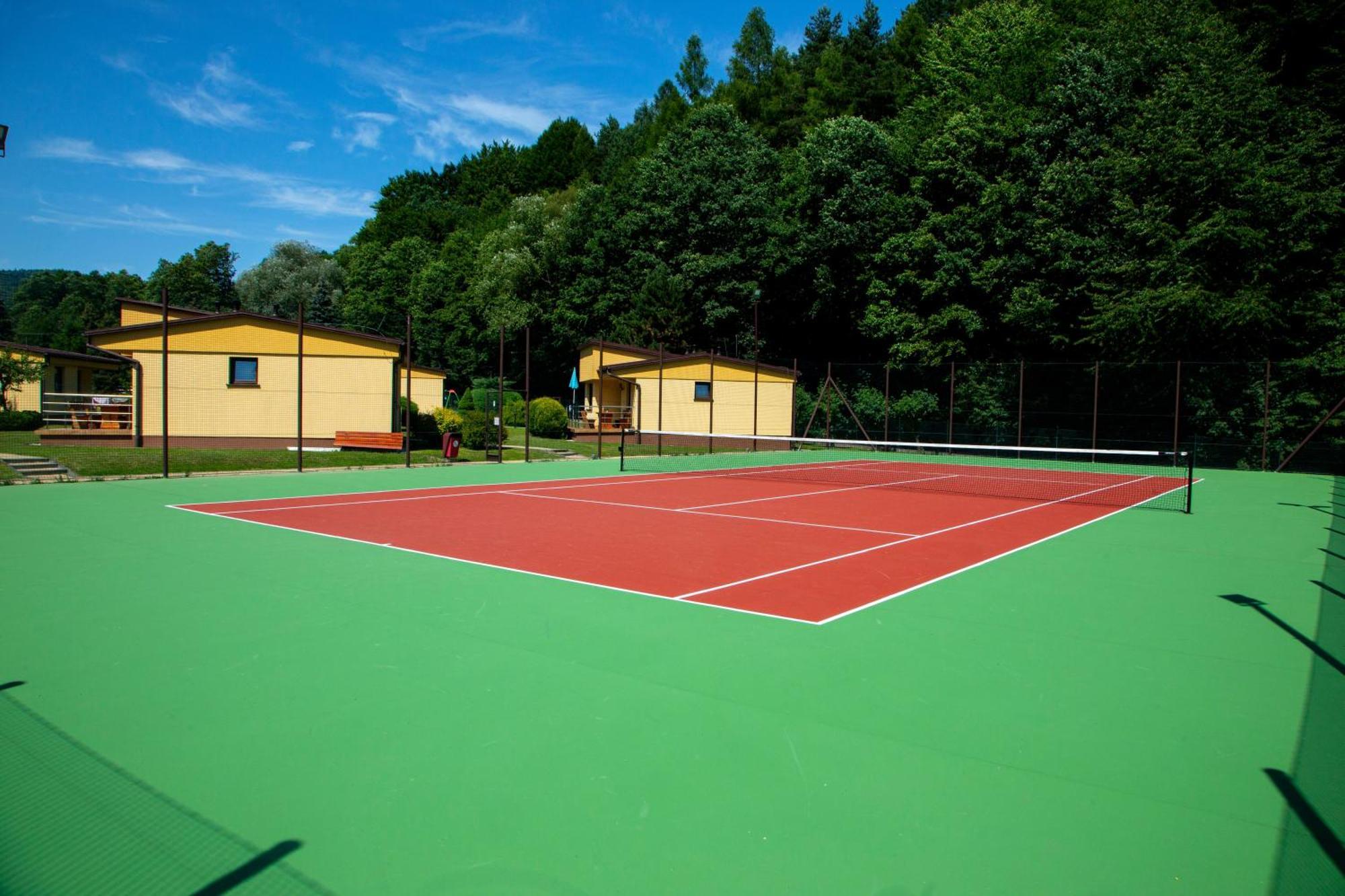 Ponikiew Resort Wadowice Ngoại thất bức ảnh